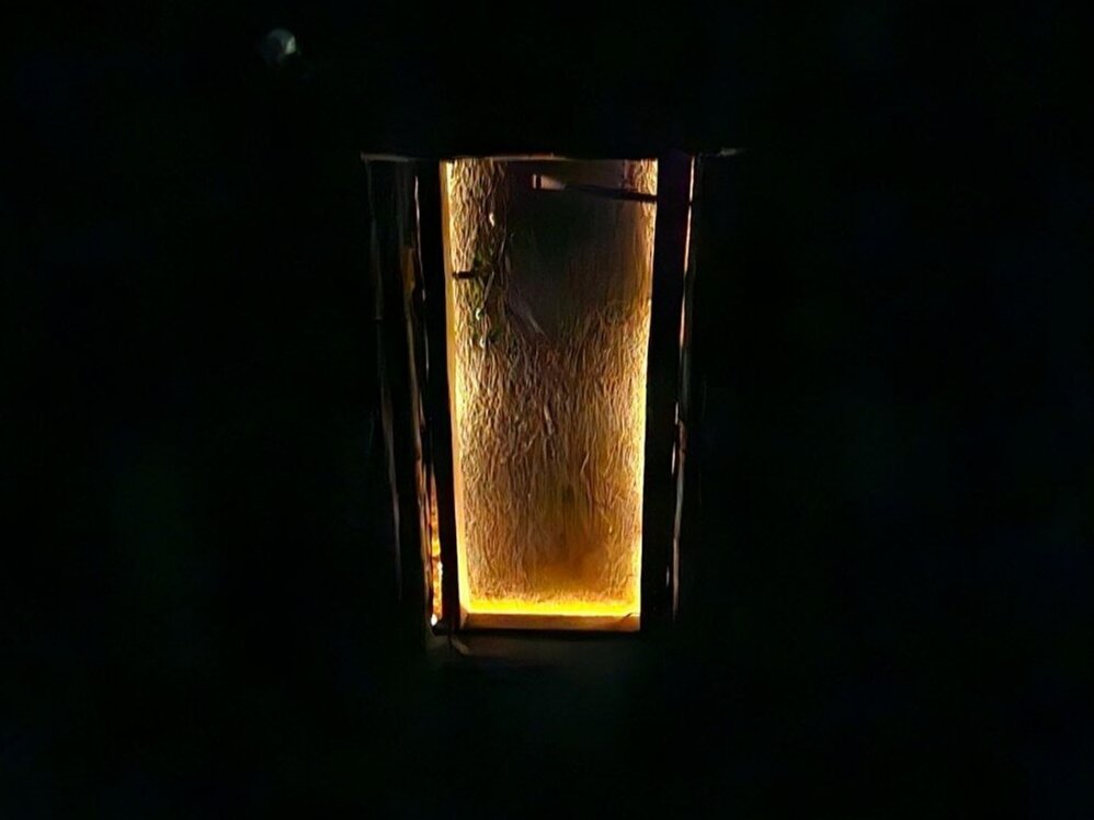 Виден свет в конце тоннеля. Где начинается свет. Свет в тоннеле. Где начинается свет. Зависимость освещенности от яркости.