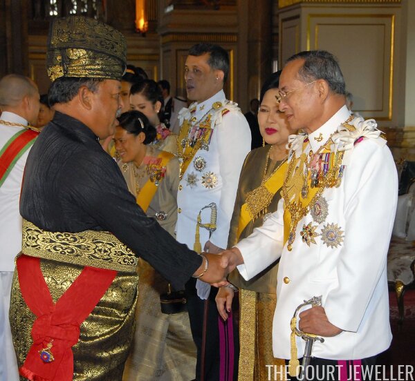 Коронация екатерины 2 в успенском соборе. Коронация императора александра 2. Павел 1 магистр мальтийского ордена. Коронация императора александра 1. Император взошедший на престол в год.