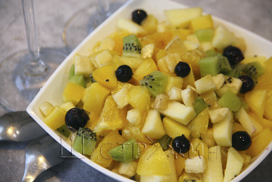 Фруктовый салат.