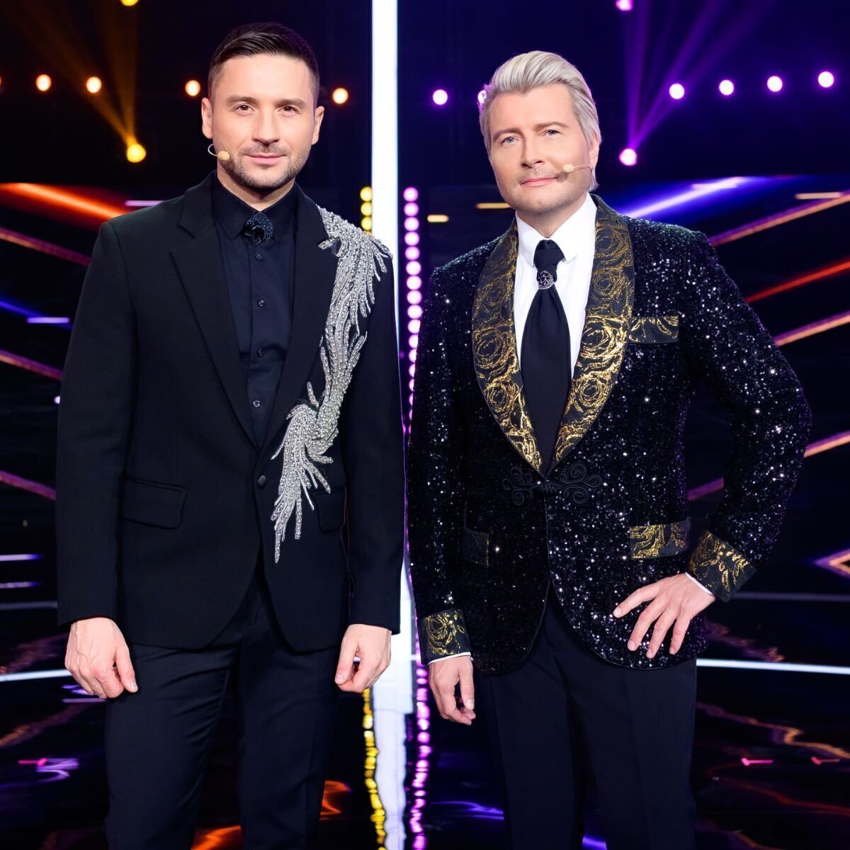 2 несменных ведущих. Шутки. конечно, могли быть и не столько откровенными. Фото Яндекс Картинки.