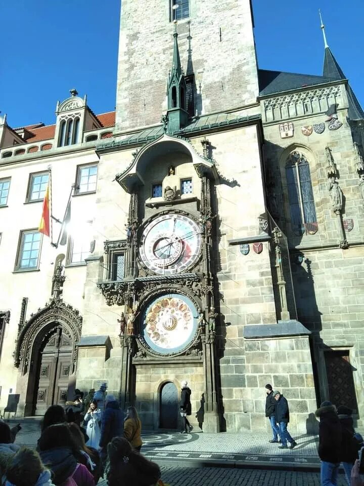 старинные вещи антиквариат. старинные вещи. старинными считаются. антикварный салон. антикварные предметы.