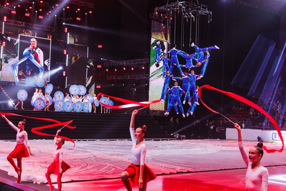   Валерий ЗВОНАРЕВ