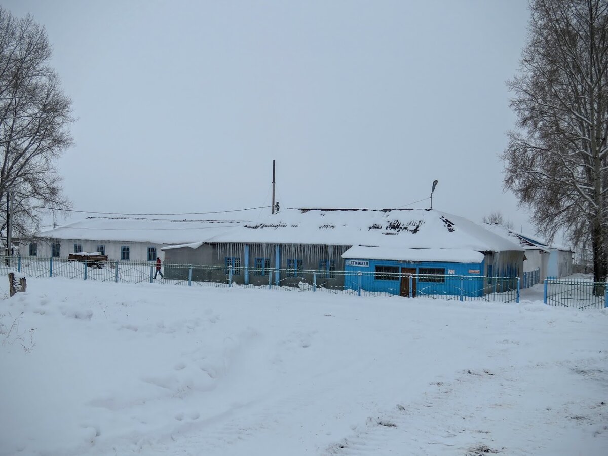 Курганы от бывшего секретного, подземного завода 