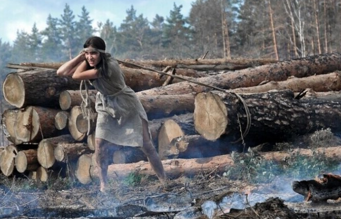 Есть женщины в русских селеньях