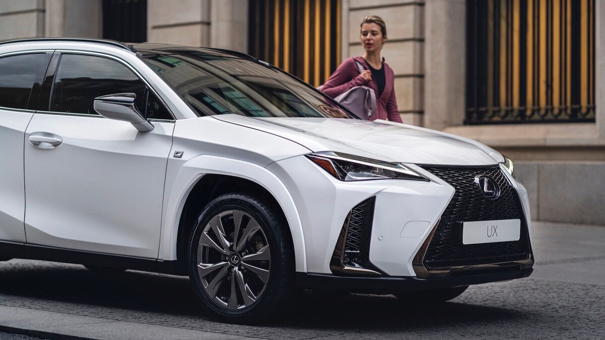 Lexus UX-гибрид становится мощнее в 2024 году | AutoNova | Дзен