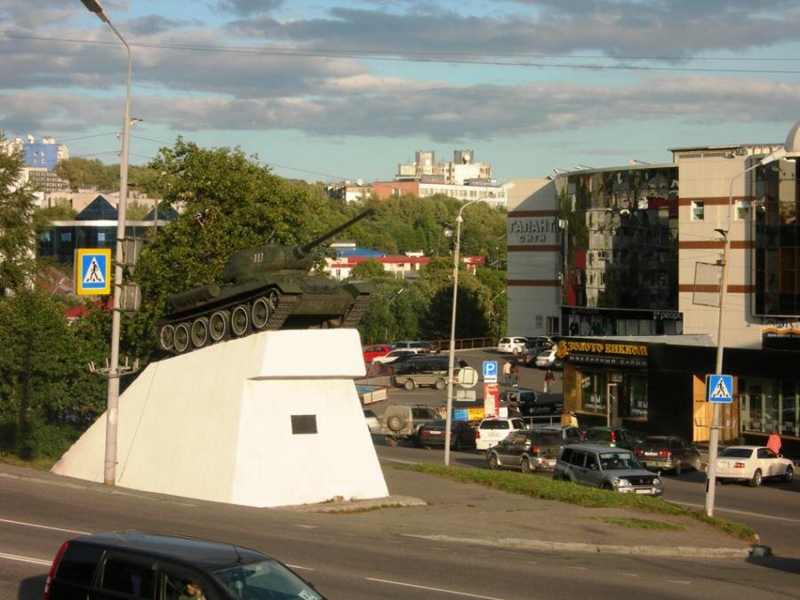 1. Петропавловск-Камчатский Комсомольская площадь