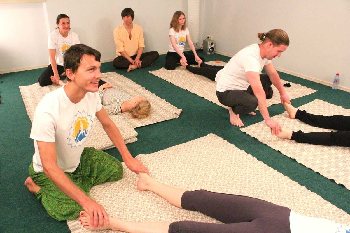 Тай кик аэробика. Тайский oil-аромамассаж. Тай программа. Тай программа. Тай программа.