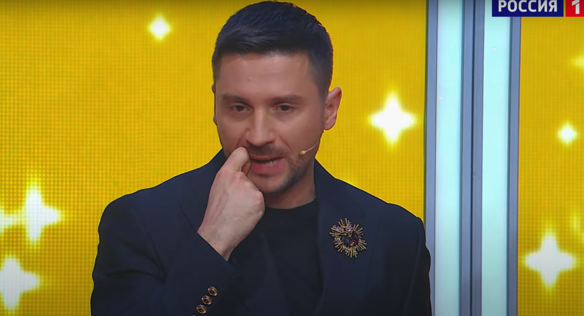 Asking for and giving directions. Directions задания. Бен и мисти сериал шершни. Asking and giving directions. String driven thing - second album, 1972.