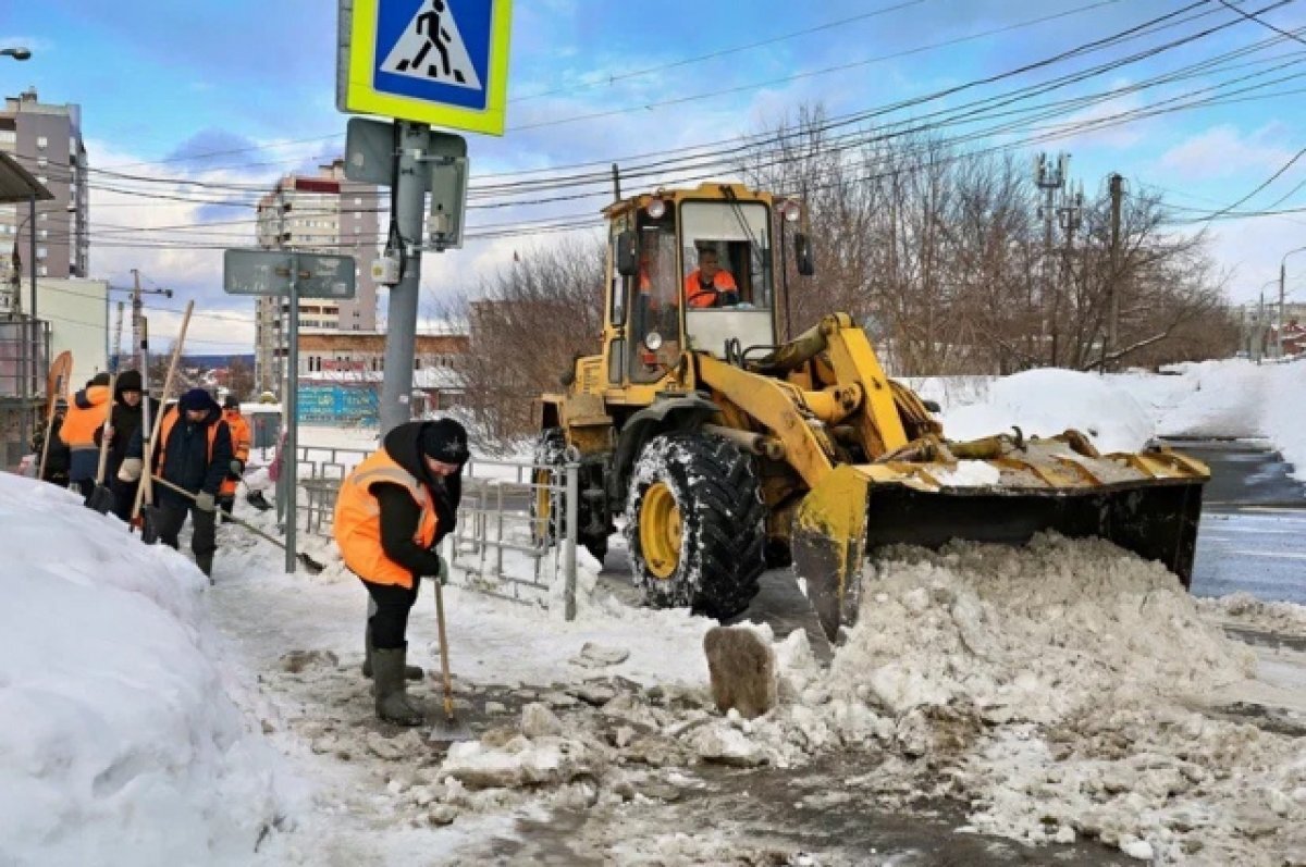    За уборкой снега в Самаре следят специалисты и общественники