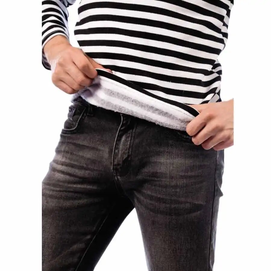 КАКИЕ ЭЛЕМЕНТЫ ФОРМЫ РОССИЙСКОЙ АРМИИ ПОЛЬЗУЮТСЯ ПОПУЛЯРНОСТЬЮ СРЕДИ ГРАЖДАНСКОГО НАСЕЛЕНИЯ?