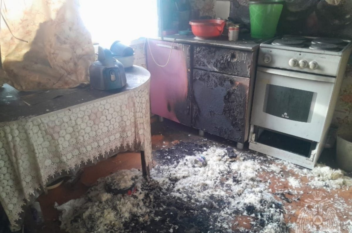    Тело мужчины нашли на тлеющем матрасе во время пожара в Иркутской области