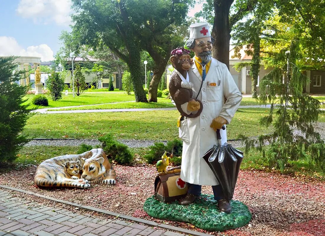 Доктор Айболит и его друзья по мотивам повести Корнея Ивановича Чуковского