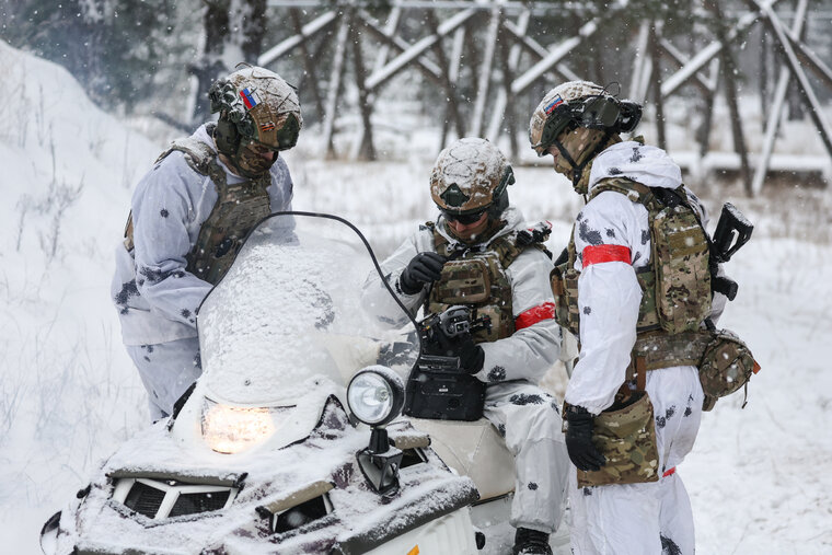    На Артемовское направление приехал буддийский священник поздравить с Новым годом