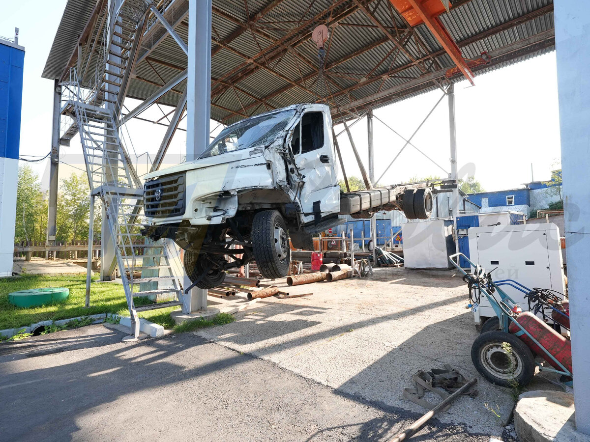 Выгрузка битого автомобиля