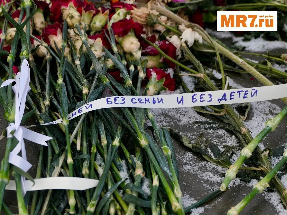 папа совратил. перепутал маму. перепутал маму с женой. перепутал жену с подругой. муж застал.