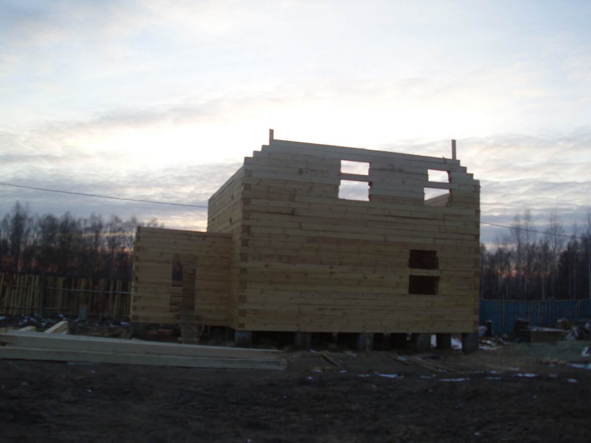 Каркас будущего дома