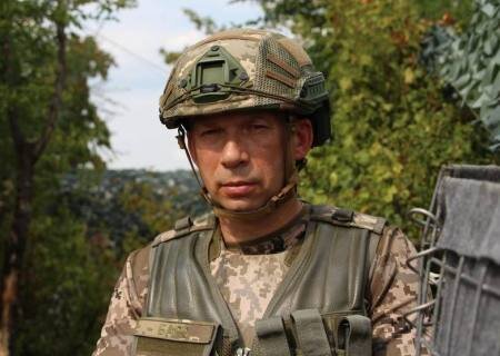    Казус Сырского: бывший свой. Как русский стал воевать против русских