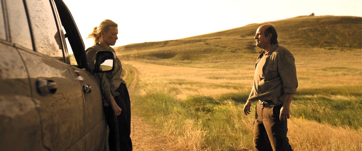 Кадр из т/с «Выжившие 2. Пробуждение».