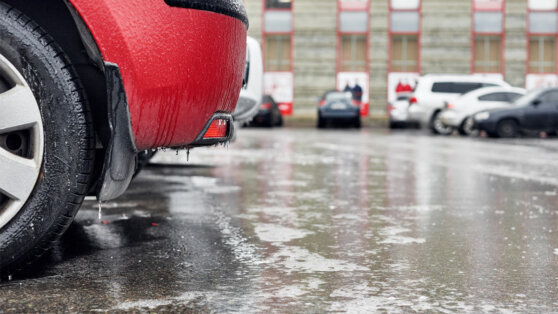    "Оранжевый" уровень опасности объявили в Белоруссии из-за гололедицы Богдан Герцен