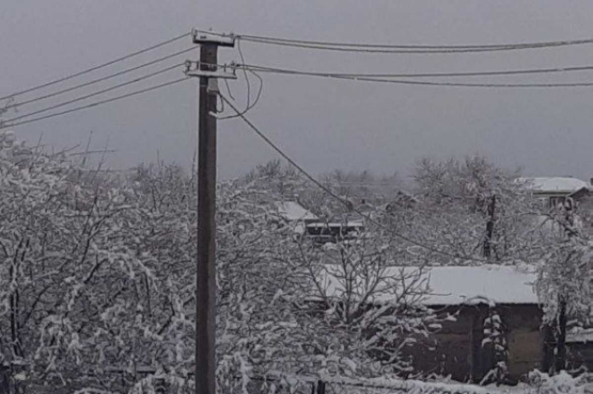    Восемь районов Ростовской области остались без света из-за непогоды