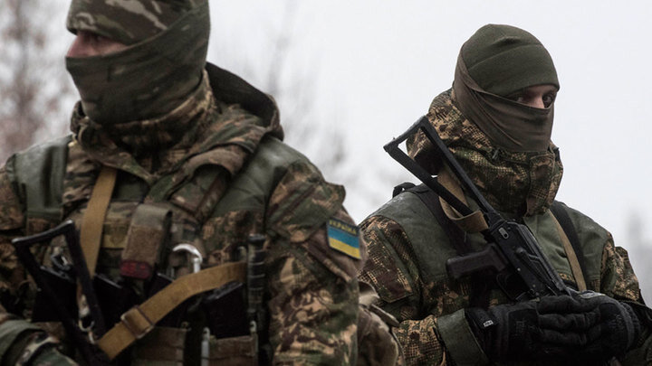 УКРАИНЦЕВ УЖЕ НЕ ХВАТАЕТ, А НЕДОВОЛЬСТВО БЕСПРЕДЕЛОМ СОТРУДНИКОВ ТЦК (АНАЛОГ ВОЕНКОМАТОВ) ПРИОБРЕТАЕТ ВСЕ БОЛЕЕ АГРЕССИВНЫЙ ХАРАКТЕР. ФОТО: GLOBALLOOKPRES