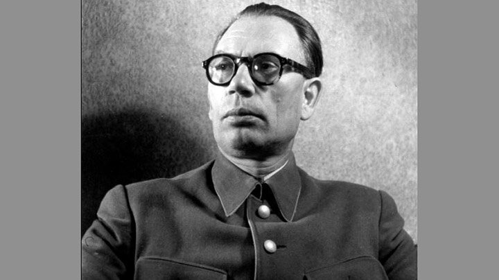 АНДРЕЙ ВЛАСОВ — СОВЕТСКИЙ ВОЕНАЧАЛЬНИК, В ХОДЕ ВЕЛИКОЙ ОТЕЧЕСТВЕННОЙ ВОЙНЫ ПЕРЕШЕДШИЙ НА СТОРОНУ НАЦИСТСКОЙ ГЕРМАНИИ. ФОТО: COMMONS: BUNDESARCHIV