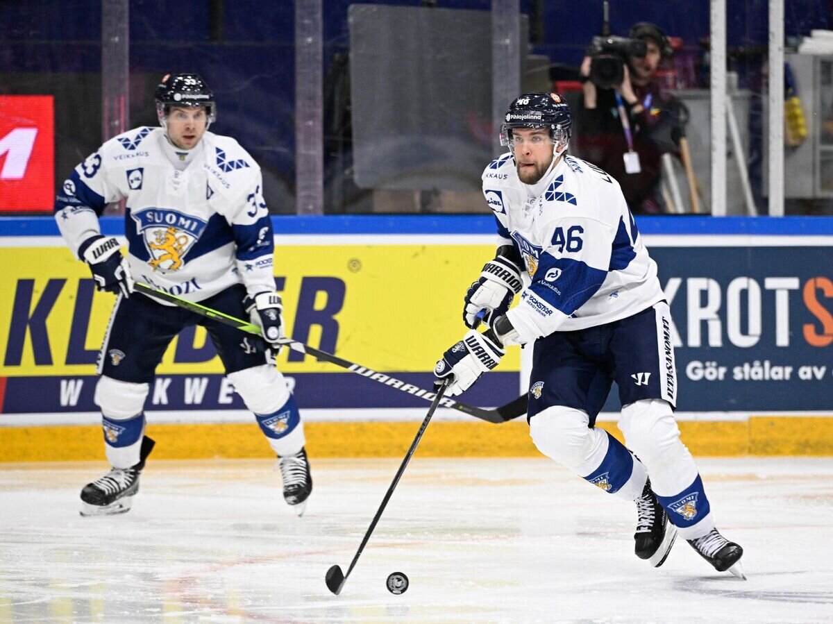    Хоккеисты сборной Финляндии© AFP 2024 / PONTUS LUNDAHL