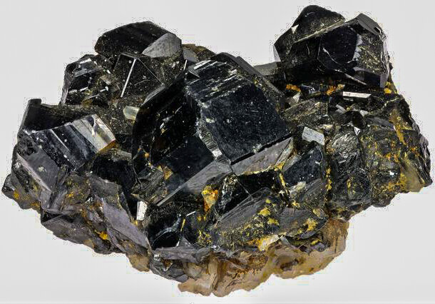 Касситерит - основной минерал источник олова