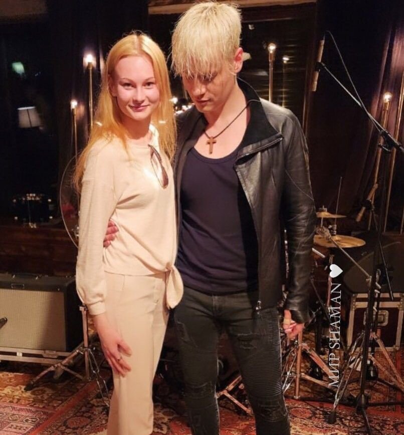 бестолковщина. фразы про руки. самой лучшей подруге. дел невпроворот. надо научиться поступать с людьми.