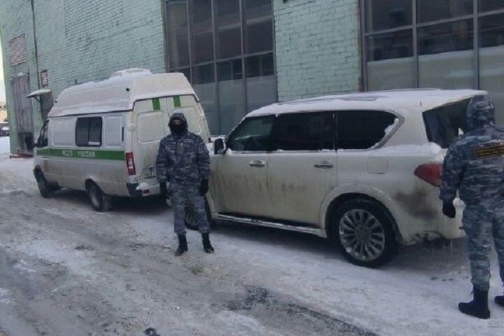 В Ярославле владелица бутика может лишиться дорогой машины. ФОТО: УФССП по Ярославской области 