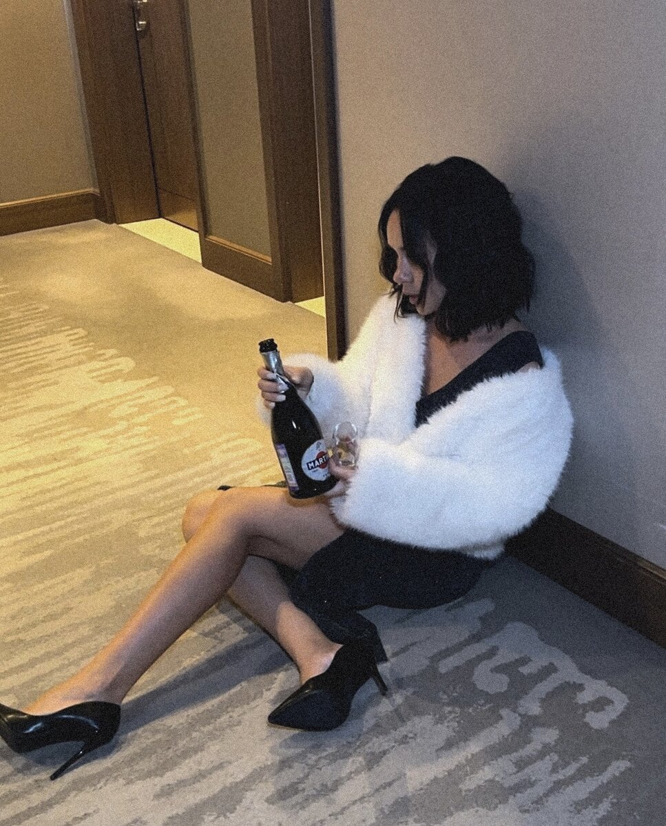 кажется алкоголь это спасение 