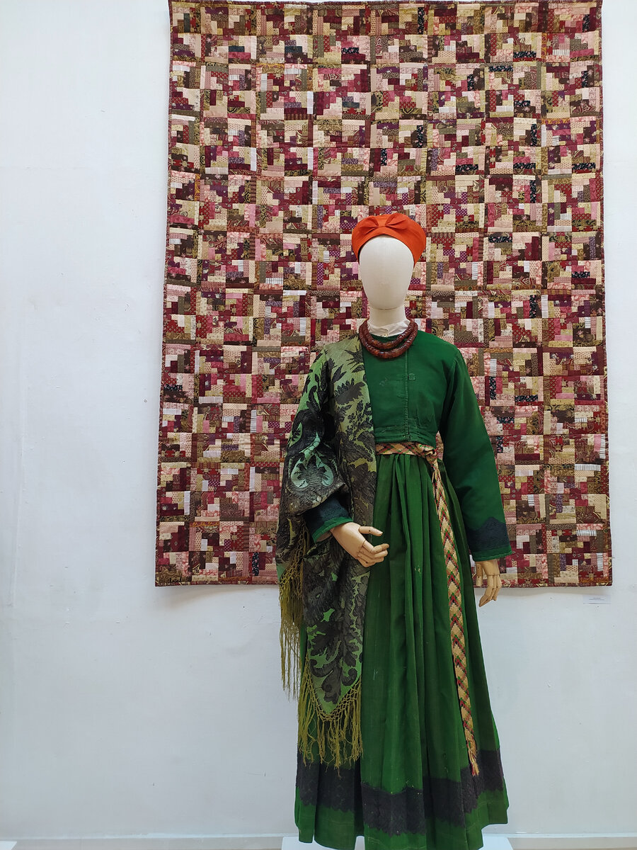 промысел черкесов адыгейцев. народное творчество адыгов. золотое шитье адыгов черкесов. адыгейцы шапсуги. золотое шитье черкесов.