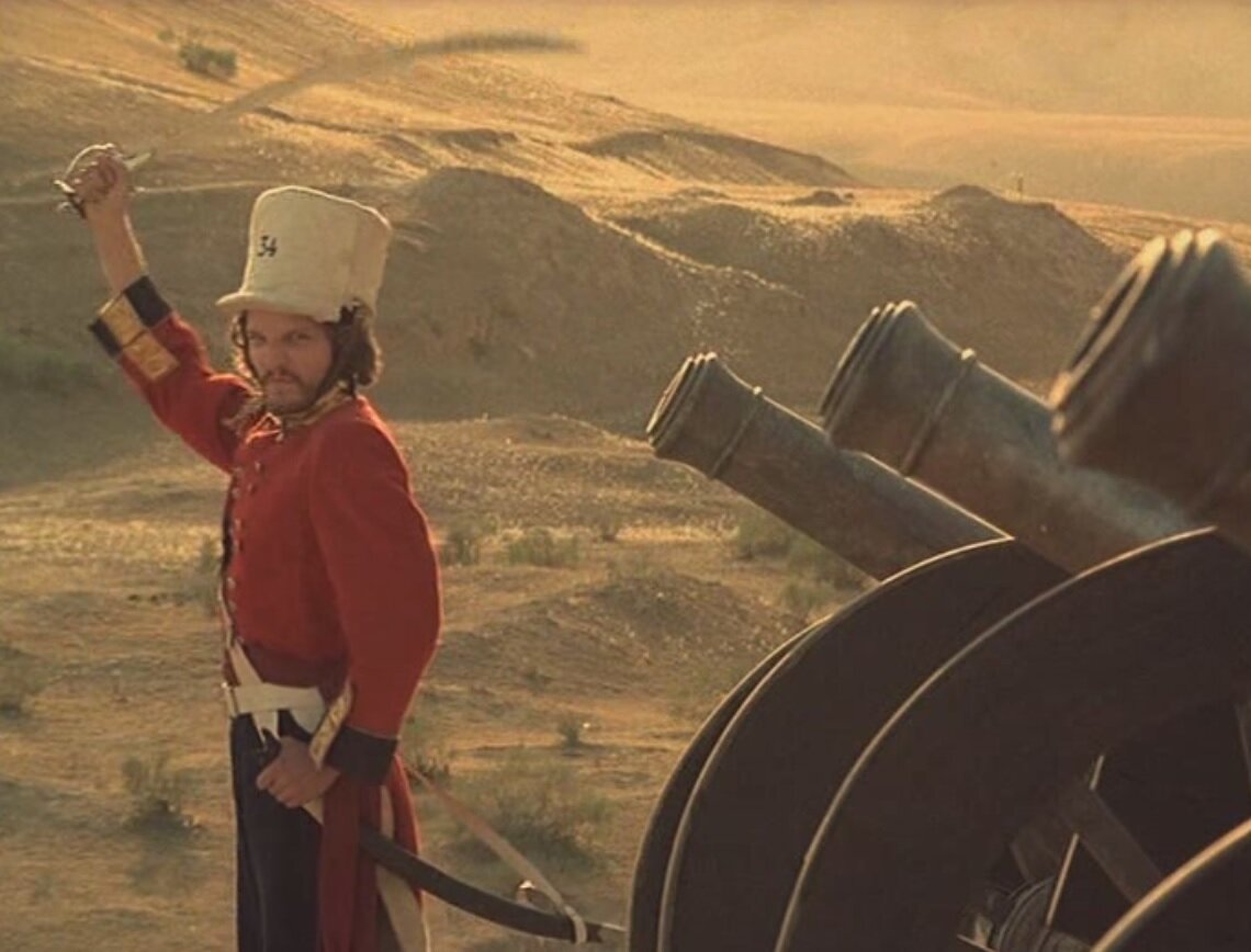 Кивер в полевом чехле. Кадр из фильма