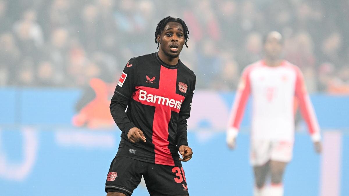    Нидерландский футболист Джереми Фримпонг:ANP via Getty Images