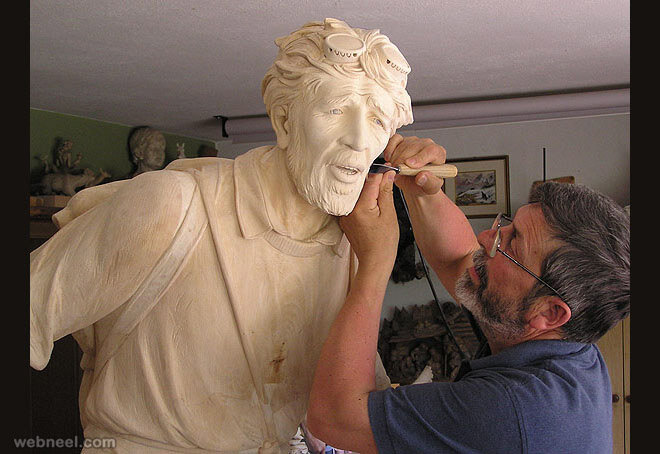 Джузеппе Румерио - итальянский скульптор, создающий очень реалистичные деревянные скульптуры как людей, так и животных.  Все его произведения вырезаны вручную и поражают детальностью проработки.