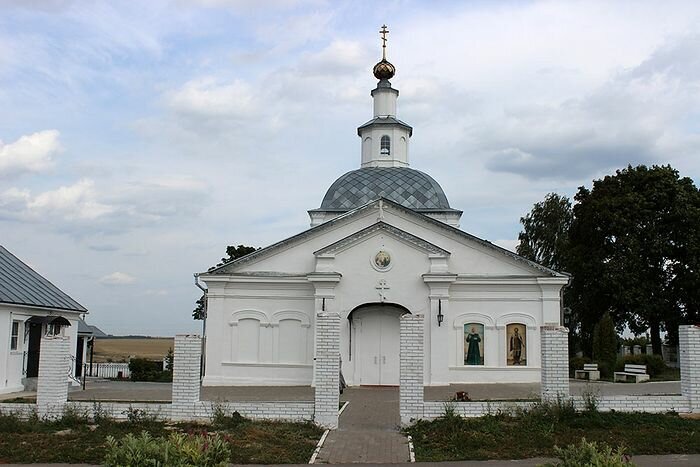 Храм Успения Пресвятой Богородицы Себино построен в 1777 году в селе Себино (родина блаженной Матроны Московской).