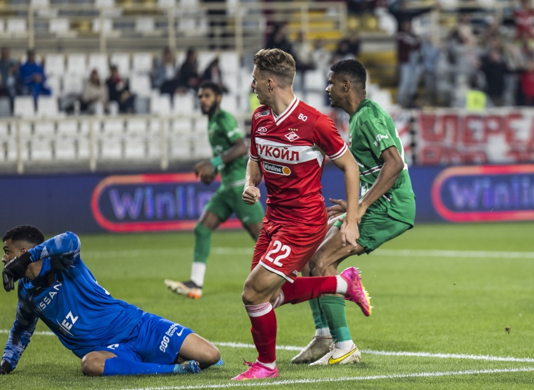 23-летний полузащитник московского "Спартака" - Михаил Игнатов