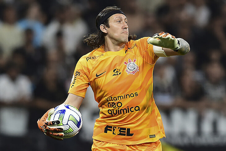 One картинка. Im number. Panda eyes how to feel cover обложка. Жирный парень в очках. Дианна агрон я четвертый.