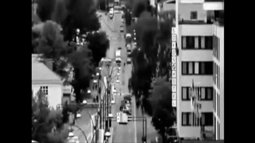 кэти перри из 13 привидений. милош бикович монтевидео божественное видение. кэти перри очки. милош бикович поцелуй. T e видео.