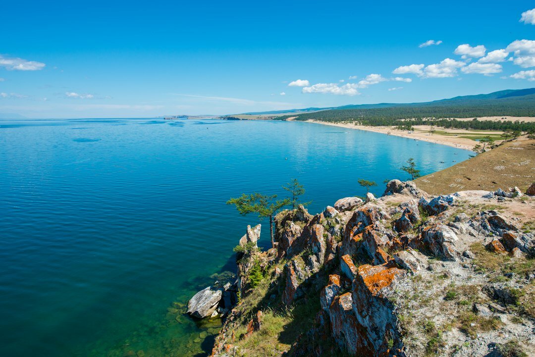 Байкал. фото с сайта loon.site