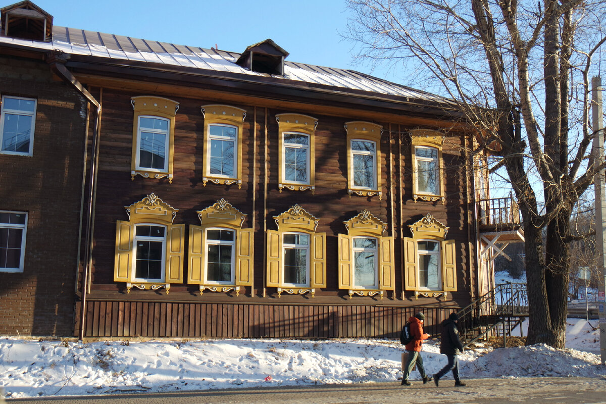 река янцзы китай. аквапарк в янцзы китай. усть илимск гэс сброс воды. плотина гэс братск. спуск воды в гэс красноярск.