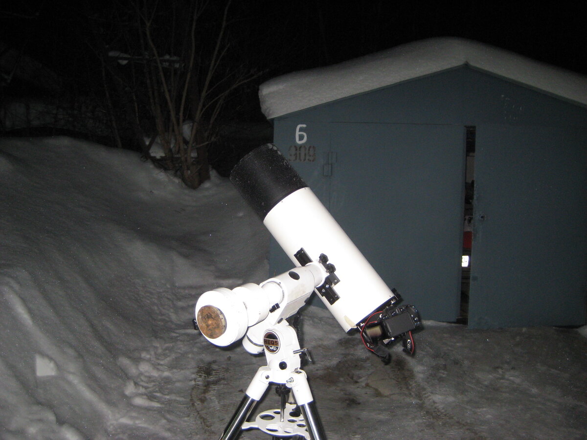 Телескоп МАК СТФ 7" на монтировке ХЕК 5 Синскан ведёт съёмку .