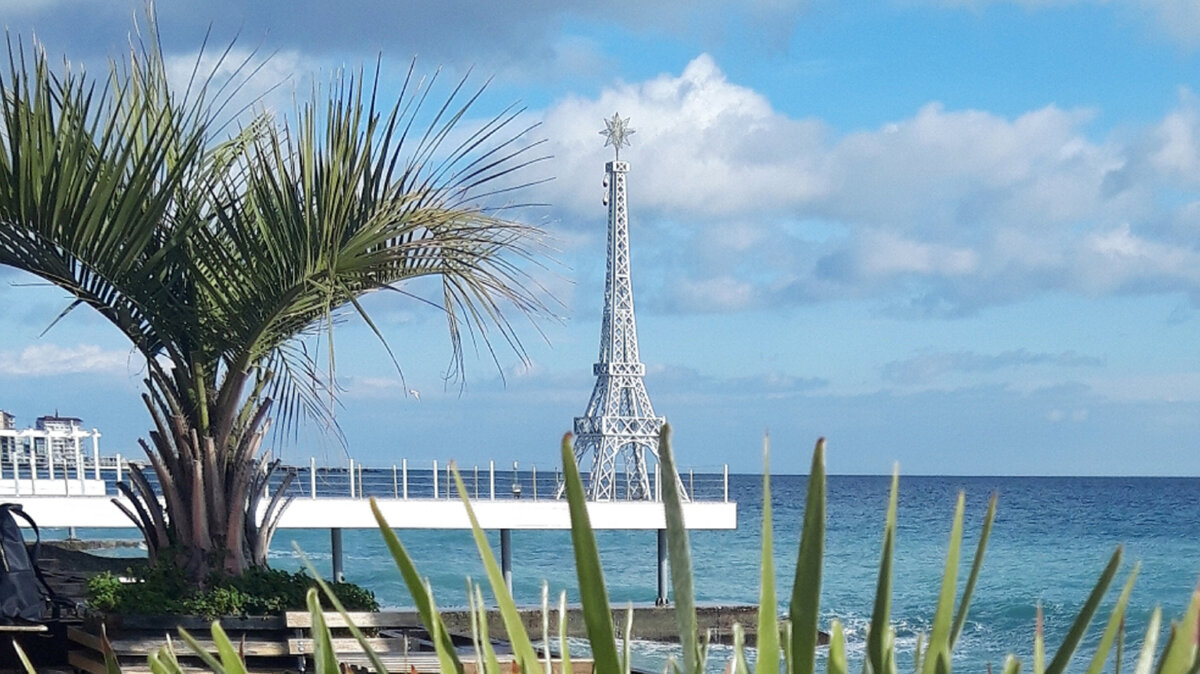 Родной Крым сегодня. Набережная Ялты, Массандровский пляж
