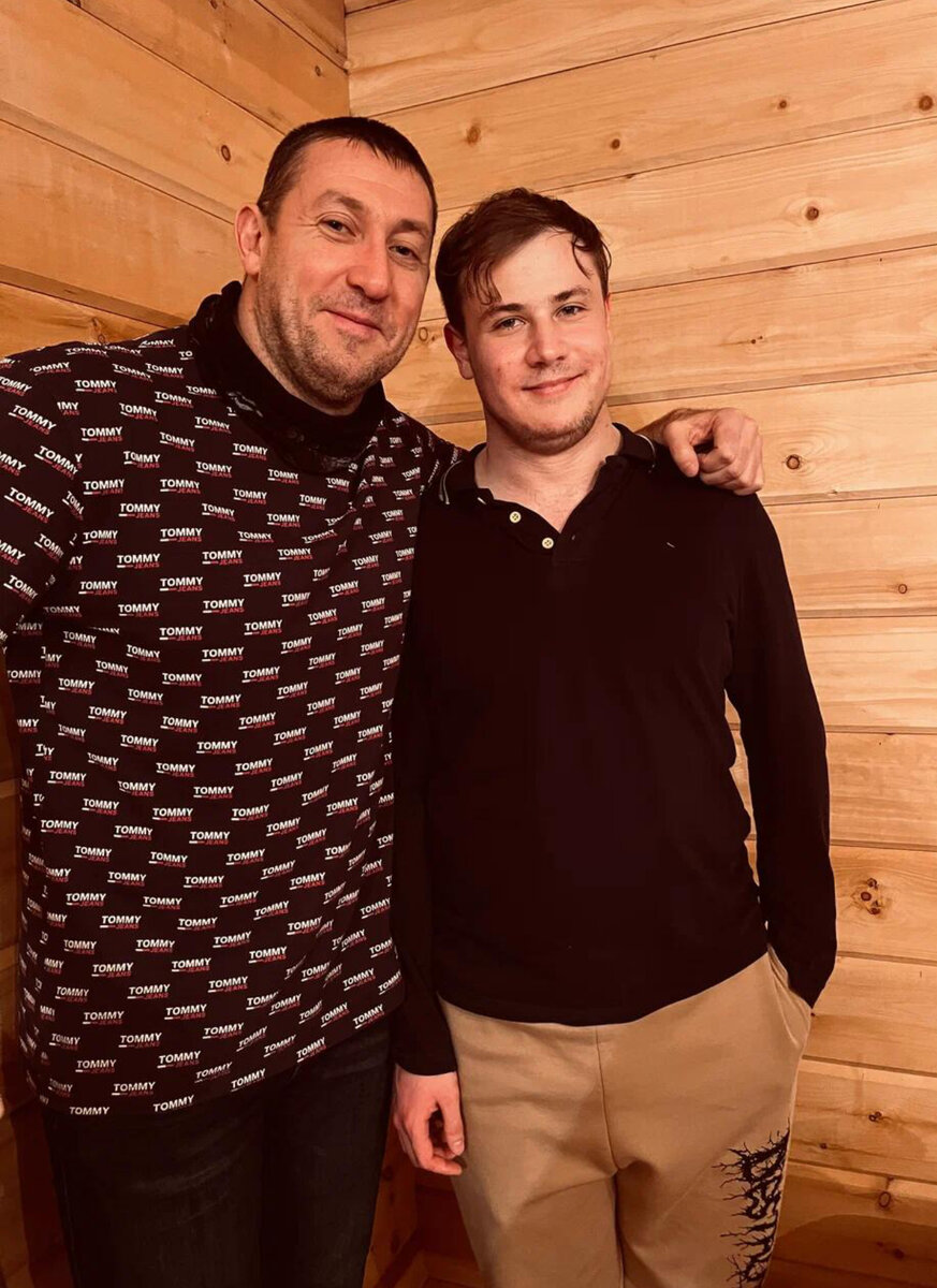 дети азии 1996. видео архив в 90х. 90-е годы детство. дети детей 90-х. ельцин с детьми на елке.