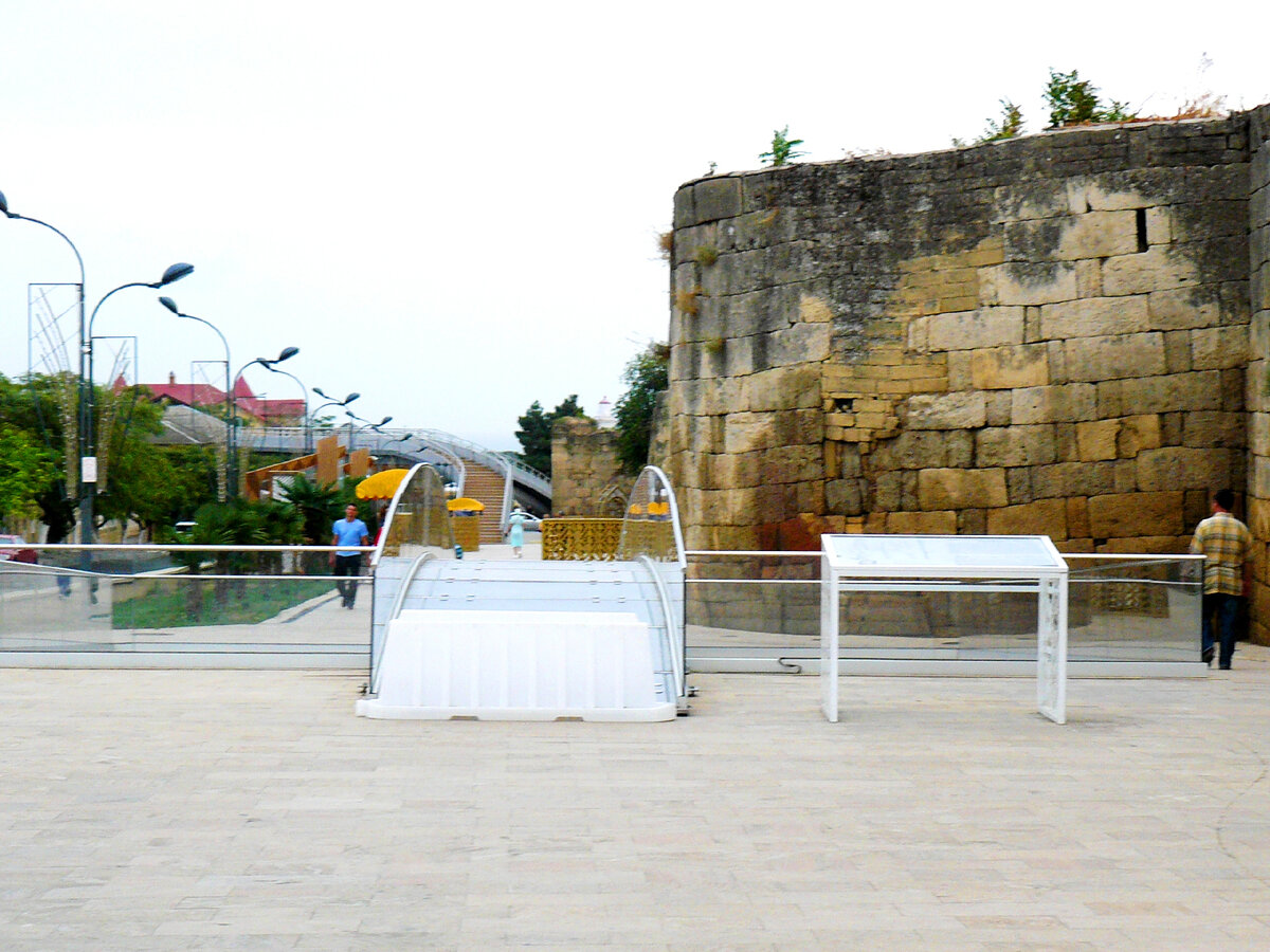 фото автора/вид на Хрустальный мост