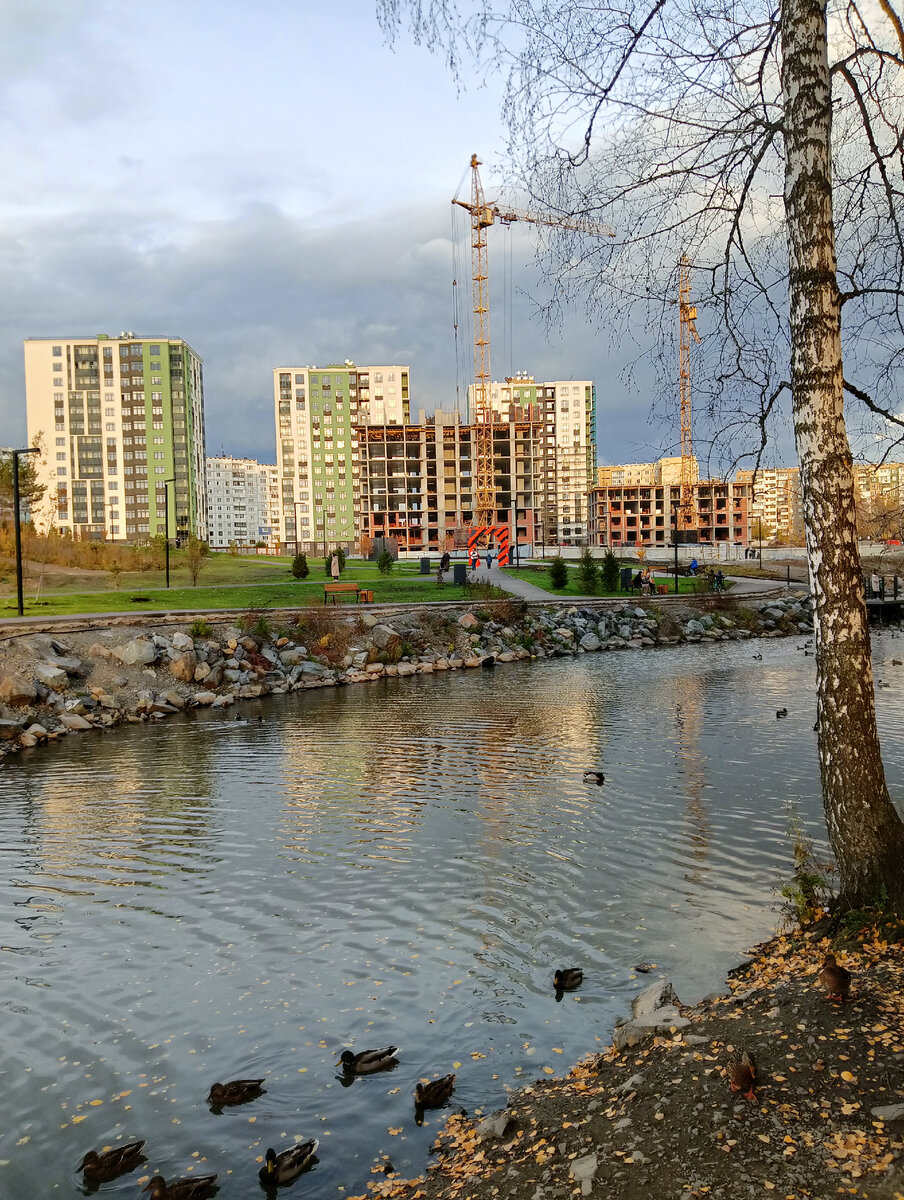 ЖК Парковый в октябре.