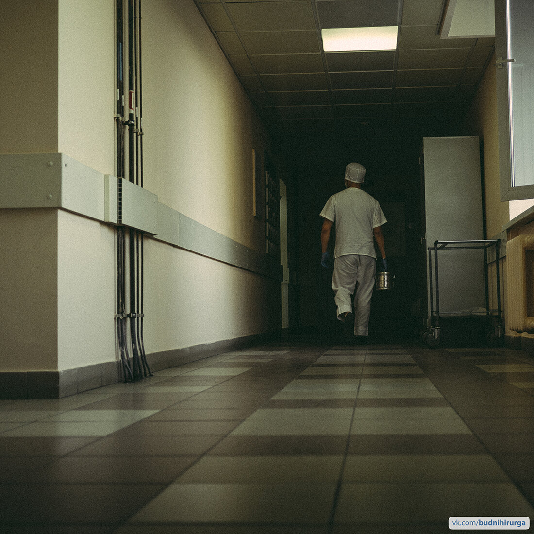 Выездной врач. Дежурный врач на дом. Дежурный врач на дом. Дежурный врач на дом. Единый номер для вызова врача на дом.