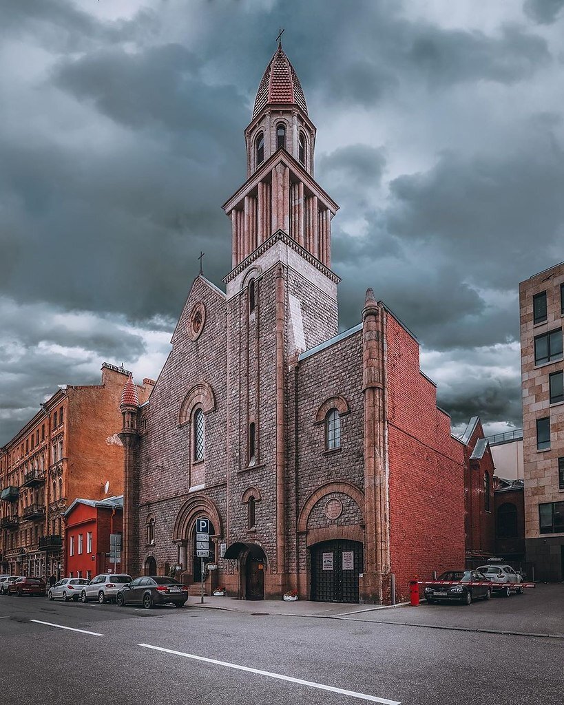 Храм Лурдской Божией матери в Санкт-Петербурге. Фото из открытых источников: https://m.fotostrana.ru