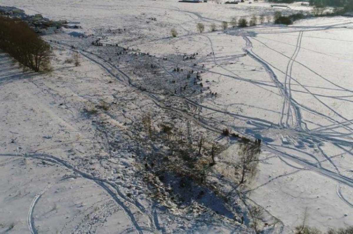    Место крушения самолета