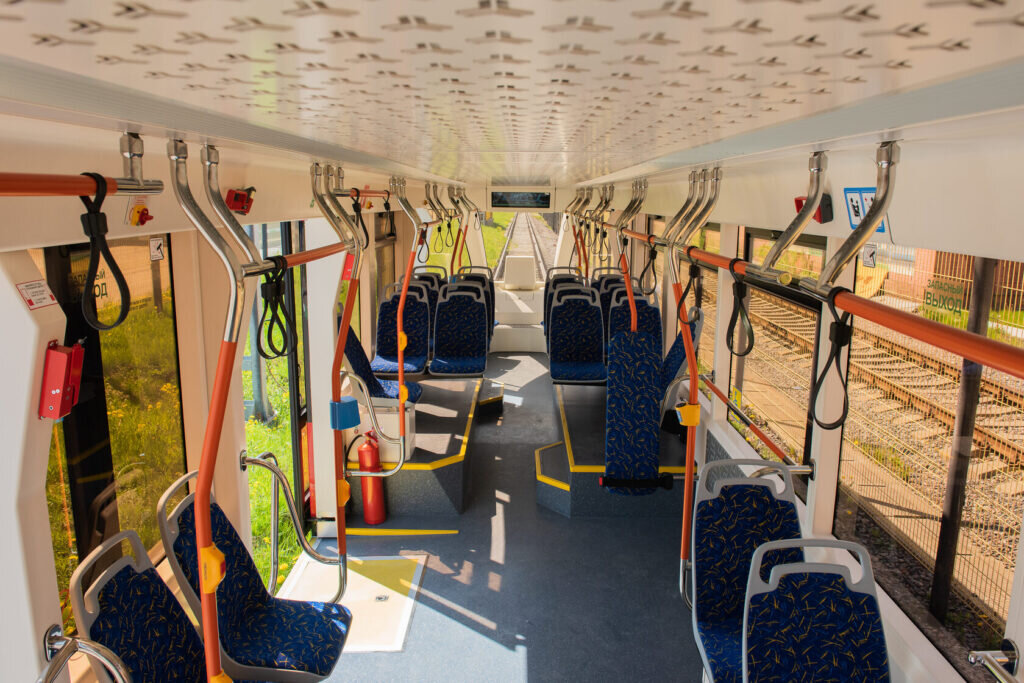 Фото салона трамвая «Львенок». Источник: vptram.ru